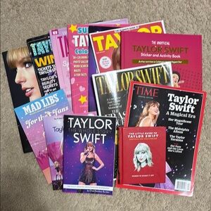 Ultimate Taylor Swift Magazine and Book Bundle